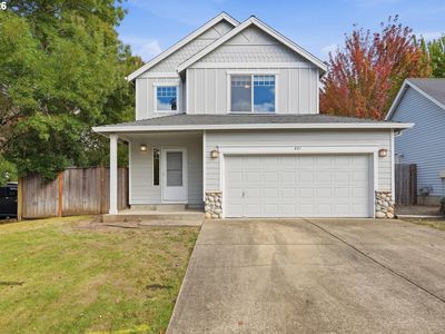 801 E Hilltop Dr