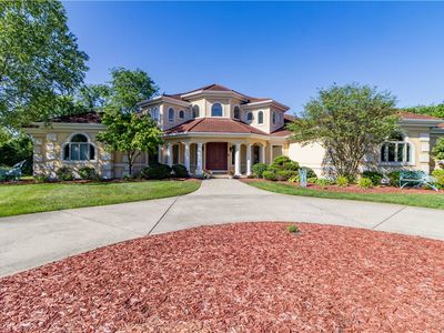1251 Barton Ln