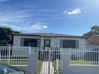 345 NW 60th Ave