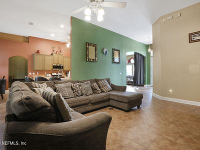 13745 VICTORIA LAKES Drive