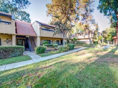 309 Tradewinds Dr APT 8