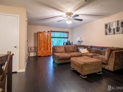 16 Nicholas Ct