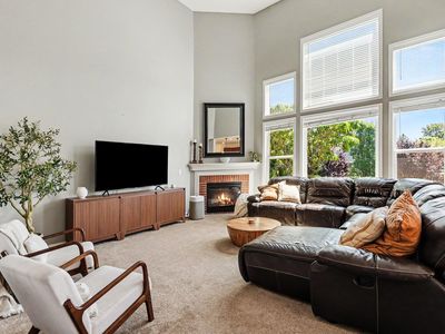 11512 Gregson Ct