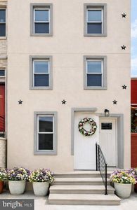 1307 N Randolph St