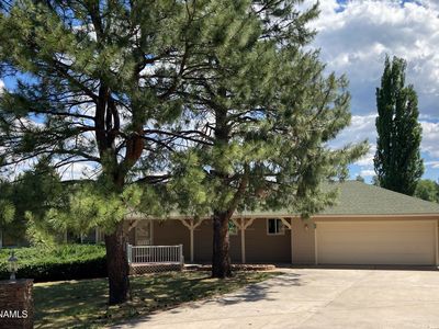 440 E Navajo Rd
