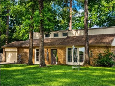 1728 E Lake Dr