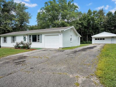 83 Graves Addition Rd