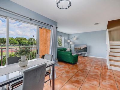 6255 Kendale Lakes Cir #218