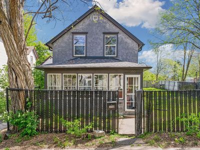 350 Maple St