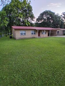 712 Crestview Dr