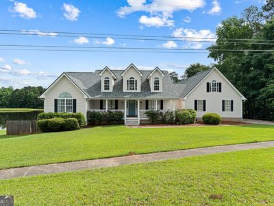 370 Twin Lakes Dr