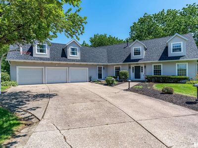 4932 Torrey Pines Ct