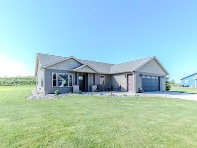 131 W Bay Rd
