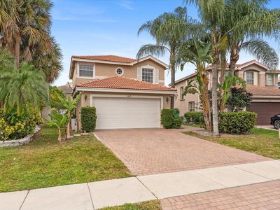5439 Queenship Ct Court