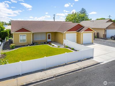 Property at 42 Dogwood Street, Soap Lake, WA