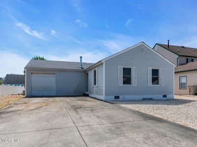 77 Storm Jib Court