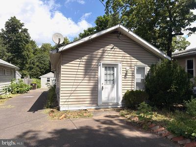 1323 Schwab Rd