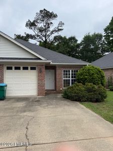 395 Makenzie Ln