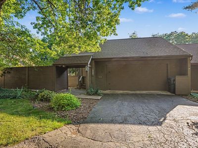 1008 Cohasset Ln