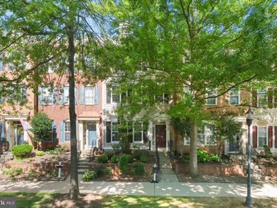 805 Main St