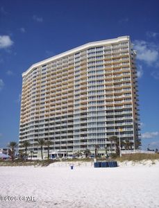 9450 Thomas Dr #1805D
