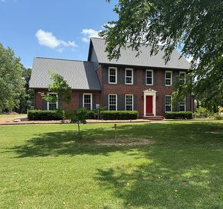450 Shadow Ridge Dr
