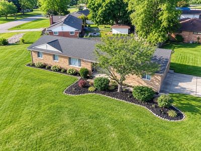 6453 Meadowwood Ln