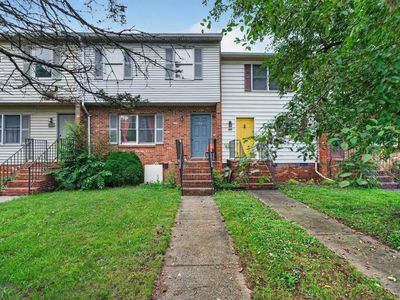 847 Vine St
