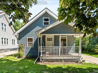 136 W Mapledale Ave