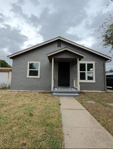 1809 Idalou Ave