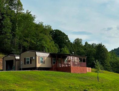 107 Stone Mountain Dr