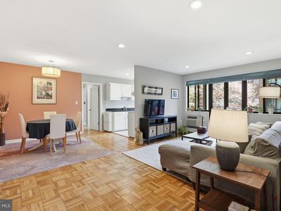 2325 42nd St NW APT 321