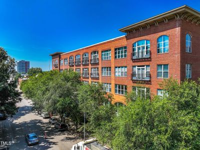 200 S Dawson St APT 106