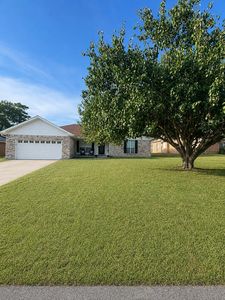 315 Country Club Dr