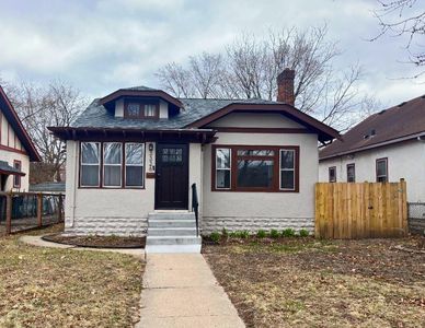 3326 Colfax Ave N