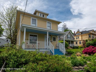957 Columbia Street