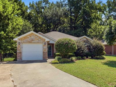 Property at 613 Therese Ct, Mount Pleasant, TX