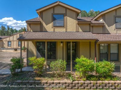 82 Geneva Dr