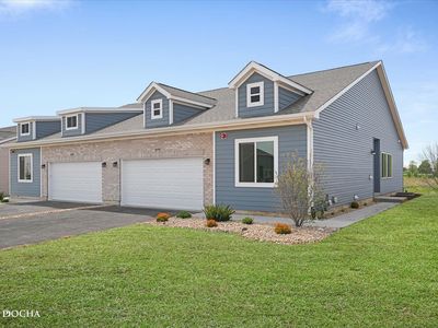3995 Shoeger Dr