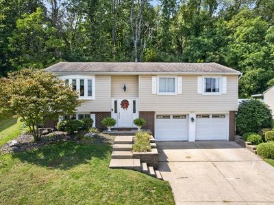 1224 Armstrong Dr