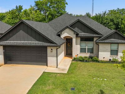 115 Amanda Ave