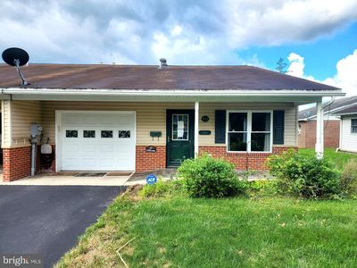 905 S Main St