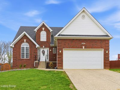 Property at 517 Chieftain Dr, Fairdale, KY