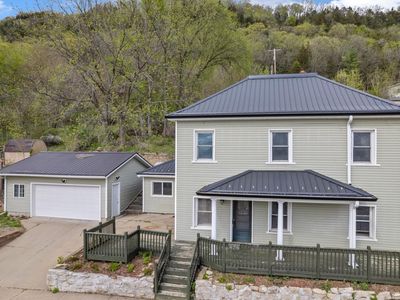 476 S Main St