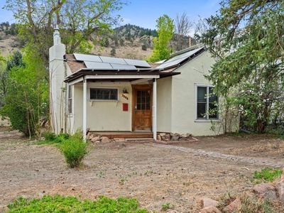 3005 6th St
