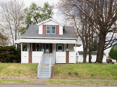 939 Warren Ave
