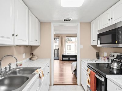 2525 S Dayton Way #2005