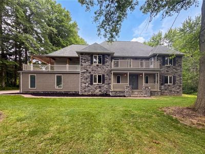 37045 Chagrin Blvd