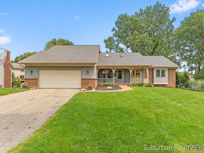2543 Glencairin Dr NW