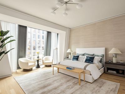 53 W 53rd St APT 30B